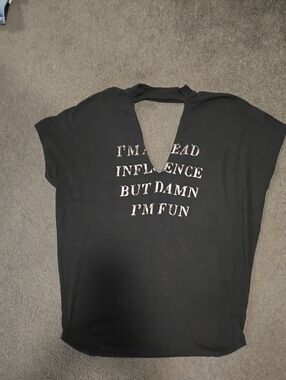 Black Graphic Cutout Women's Tee - I'm Bad Influence Slogan